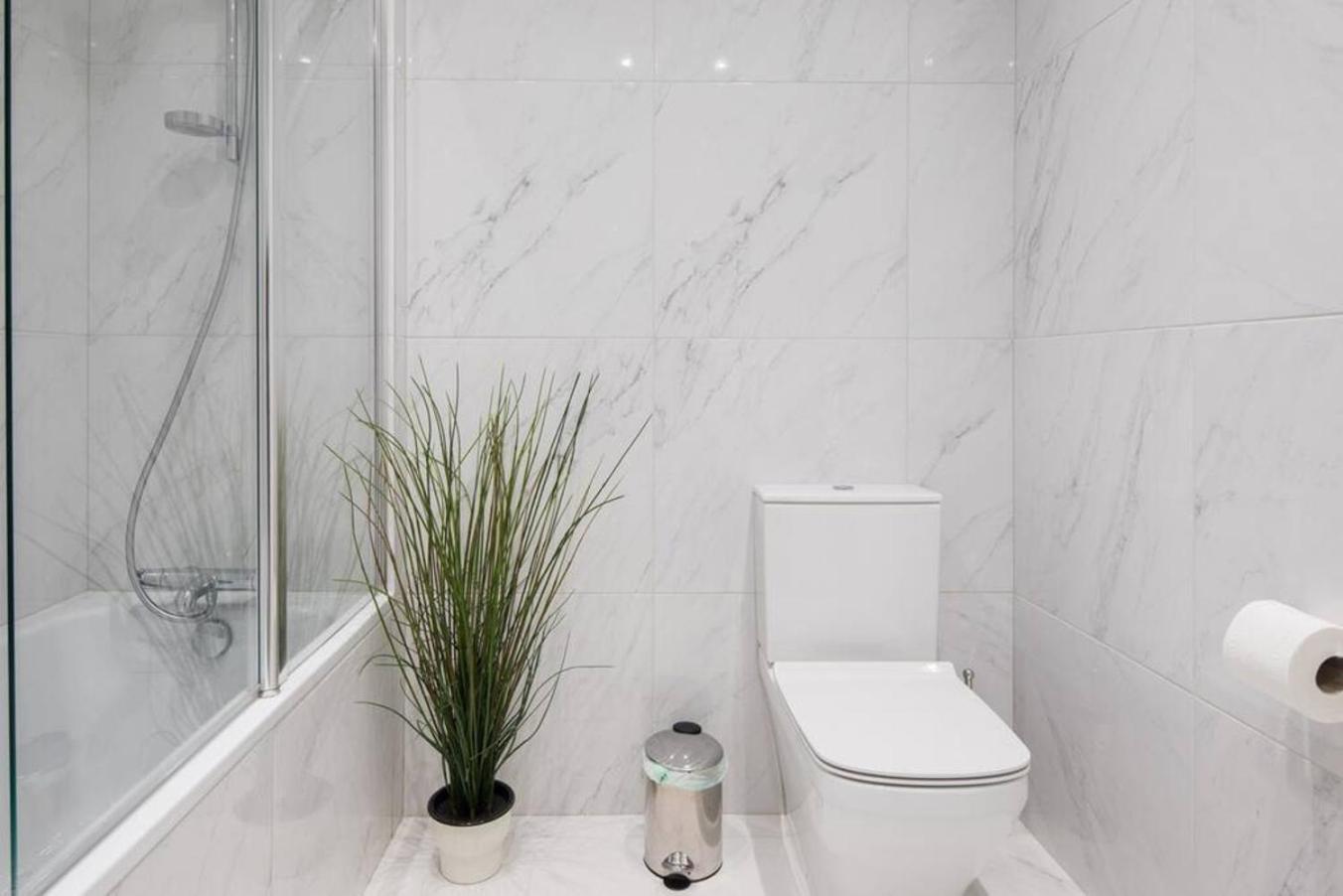 Steps From Hyde Park 2Br 2Bath Sleeps 6 Apartment ลอนดอน ภายนอก รูปภาพ