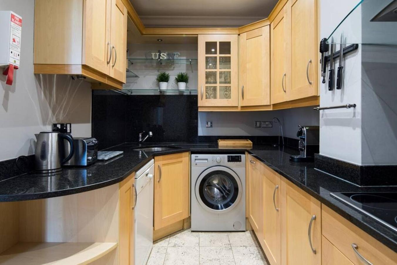Steps From Hyde Park 2Br 2Bath Sleeps 6 Apartment ลอนดอน ภายนอก รูปภาพ
